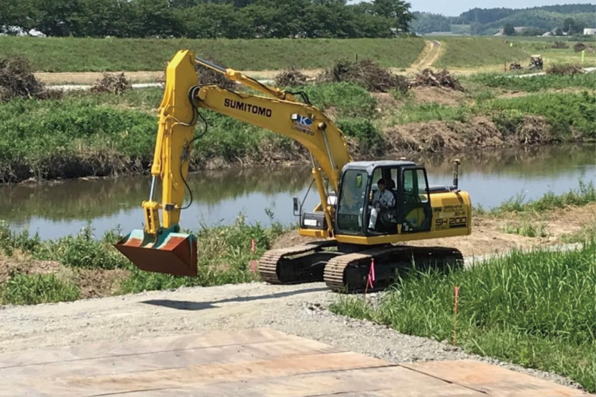 北上川下流日根牛地区築堤工事